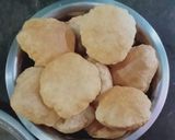 अजवाइन पूरी (Ajwain Puri recipe in hindi) रेसिपी चरण 3 फोटो