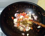 Foto langkah ke 2 dari resep Tumis oncom.