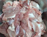 Foto langkah ke 1 dari resep Spicy Pork with Honey.