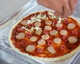 Foto langkah ke 4 dari resep Italian Crispy Pizza.