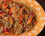 Foto langkah ke 7 dari resep Tumis tauge teri wortel.