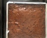 Foto langkah ke 4 dari resep Chocolate Chip Brownies.