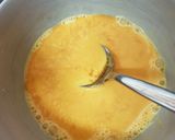 A picture of step 3 of My Strawberry and Custard no bake tart. 😋.