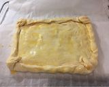 A picture of step 8 of Baked Tuna Empanada.