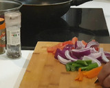 Foto del paso 2 de la receta: Lomo saltado peruano