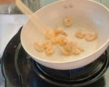 Foto langkah ke 3 dari resep Spagehtti ala Jepang - Mushroom & Shrimp (#pr_pasta).