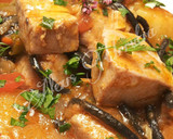 Foto del paso 15 de la receta: Cazuela de atún rojo fresco, con fideos negros y patatas