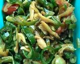 Foto langkah ke 5 dari resep Tumis Cabe Hijau Teri Asin.