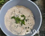 A picture of step 1 of Mint Rotis.