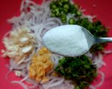 A picture of step 2 of Onion Gatti Pakoda.