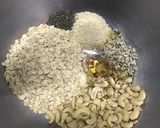 รูปขั้นตอนการทำที่ 1 ของ Granola