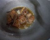 Foto langkah ke 2 dari resep Ikan asin telang asam manis.