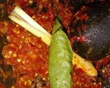 Foto langkah ke 3 dari resep Suwir tongkol pedas.