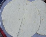 મેક્સિકન વેજ કેસેડિયા (Mexican Veg Quesadilla Recipe In Gujarati) રેસીપી સ્ટેપ2ફોટો