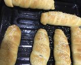 A picture of step 5 of Sausage roll.