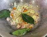 Foto langkah ke 2 dari resep Goreng Asem Jeroan.