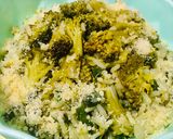 Foto del paso 5 de la receta: RISOTTO CON 🥦🥦BRÓCOLI🥦