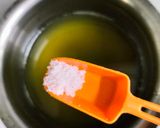 A picture of step 3 of Lemon grass cooler.