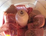 Foto del passaggio 2 della ricetta Ravioli con ripieno di carne
