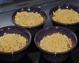 Une image de l'étape 2 de Crumble fraises rhubarbe (IG bas).