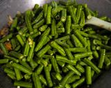 Foto langkah ke 3 dari resep Tumis Kacang Panjang Kerang Dara.