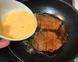 A picture of step 6 of Pork Cutlet with Eggs (Katsu-don).