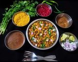 A picture of step 6 of Bengali street-style Ghugni chaat with special moshla.