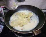 A picture of step 2 of Sweet potato halwa.