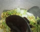 Foto langkah ke 5 dari resep Orak Arik Telur Sawi Putih.