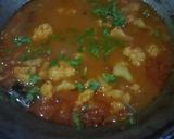 गोभी आलू ग्रेवीवाली सब्ज़ी(gobhi alu gravywali sabji recipe in hindi) रेसिपी चरण 5 फोटो