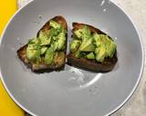 Paprika avocado & poached eggs recipe step 3 photo