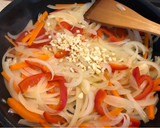 Foto del paso 3 de la receta: Merluza de 1er viernes de mes en Cuaresma