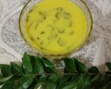 A picture of step 3 of Bhindi kadhi.