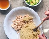 Foto del paso 2 de la receta: Ensalada de alubias blancas con quinoa, espárragos y champiñones. Receta vegana