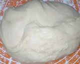 Foto langkah ke 3 dari resep Pan Pizza Homemade 🍕.