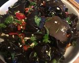 A picture of step 6 of Wood fungi salad (cook: 5 min, pre:4h).