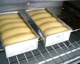 Foto langkah ke 4 dari resep Roti Tawar  Kenyal Tanpa Mikser.