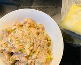 Hình bước làm 1 của món Súp hoành thánh nhanh gọn