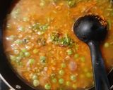 A picture of step 2 of Masala oats.