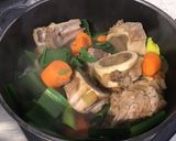 Une image de l'étape 10 de Chevreau aux légumes et os à moelle façon pot au feu revisité.