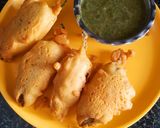 A picture of step 2 of Dragon chilli pakoda.