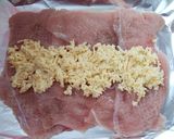 Aszalt szilvával töltött, baconos pulykamell recept fázis 4 fotója