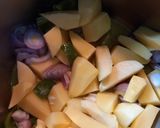 Φωτογραφία βήματος 1 της συνταγής Πατάτες Γιαχνί