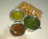 A picture of step 2 of Paani Puri.