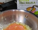 A picture of step 3 of Dal Makhani.