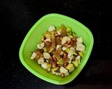 A picture of step 2 of Sheer Khurma.