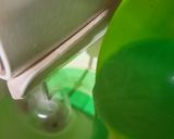 Foto langkah ke 3 dari resep Bolu pandan kukus.