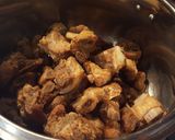 Foto del paso 5 de la receta: Costillitas de cerdo en salsa de jitomates asados