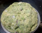 A picture of step 3 of Methi  onion paratha.
