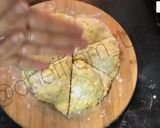 A picture of step 10 of Cheese Potato Triangles.